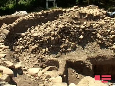 Qəbələdə 3 min il yaşı olan kurqan aşkarlandı