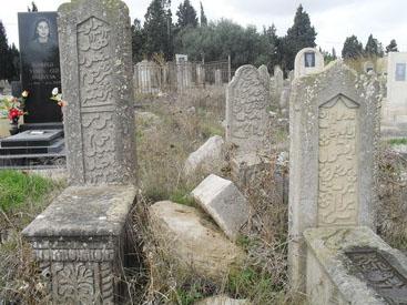 Saatlıda qəbiristanlıq kimin təlimatıyla dağıdılıb?