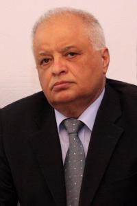 Peşəkar sözünün min rəngi