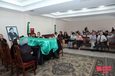 Oqtay Zülfüqarovla vida mərasimi keçirilir