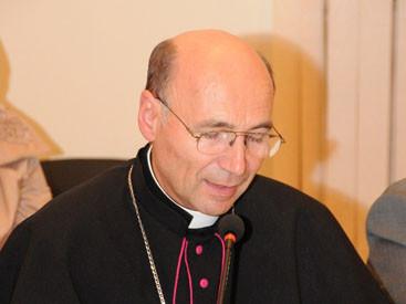 Fekete: "Papa deyir ki..."