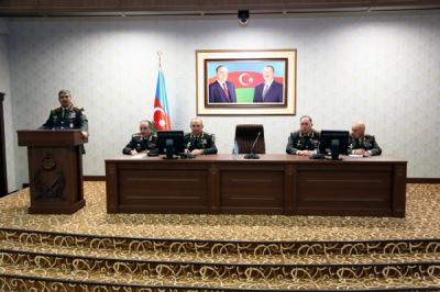 Müdafiə naziri Naxçıvanda müşavirə keçirdi