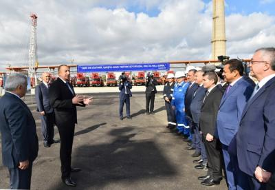 Prezident: “Dəniz kənarında yerləşən neftayırma zavodu köçürüləcək”