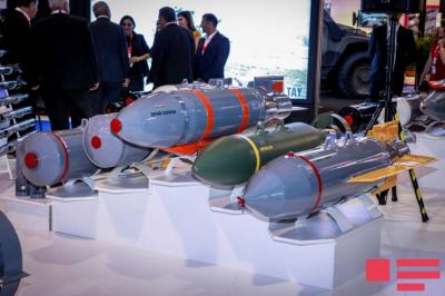 Müdafiə sərgisində Azərbaycan istehsalı olan yeni növ 7 aviabomba nümayiş olunur