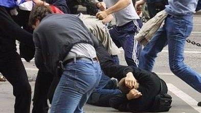 “Xarkov polisi oğlumun döyülməsi ilə bağlı cinayət işi açmaqdan boyun qaçırır”