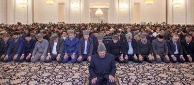 Şimali Qafqazın müftiləri Heydər Məscidində cümə namazı qıldılar