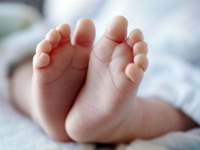 Bakıda yeni doğulmuş körpə xəstəxanada öldü