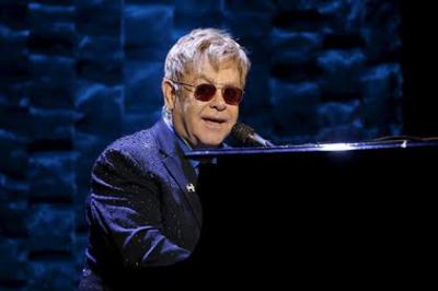 Elton Con “Şeytan Prada geyinir” tamaşasına musiqi bəstələyəcək