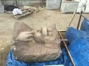 “Azəravtoyol”un bir neçə əməkdaşı Mikayıl Müşfiqin büstünə görə cəzalandırıldı