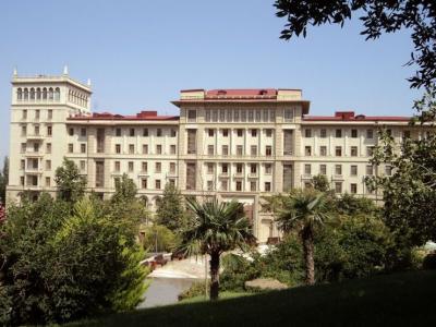 Qaçqın statusu almış əcnəbilərin sayı açıqlandı