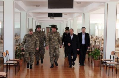 Ombudsman aparatının nümayəndələri hərbi hissələrdə