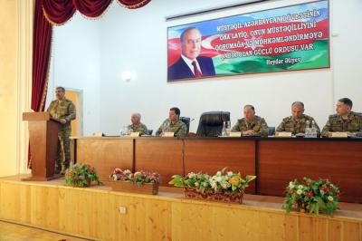 Cəbhə bölgəsində Müdafiə Nazirliyinin geniş kollegiya iclası