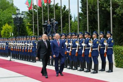 Moldova prezidentinin rəsmi qaşılanma mərasimi oldu