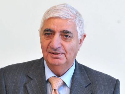 Fikrət Qocanın şeirləri 