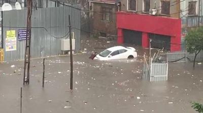 İstanbula güclü yağış və dolu yağdı