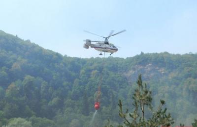 Gürcüstanda yanğınların söndürülməsinə yenidən helikopter göndərildi