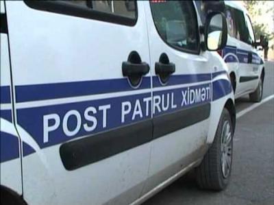 Bakıda polis avtomobili qəzaya düşdü