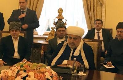 Şeyx Patriarx Kirilli Bakıdakı erməni kilsəsinə dəvət etdi