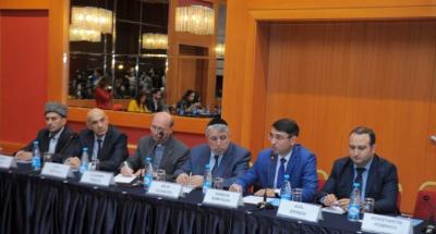 "Təriqət qaydaları ilə idarə olunan ailələr var"