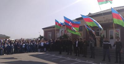 Cocuq Mərcanlıda gənclər hərbi xidmətə yola salındı