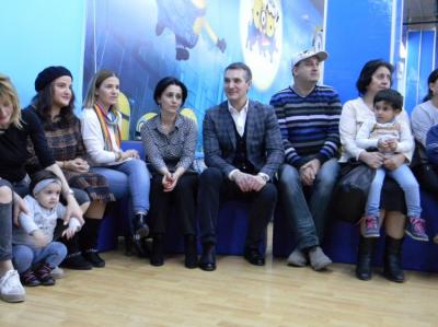 Tbilisidə azərbaycanlı uşaqlar üçün xeyriyyə tədbiri