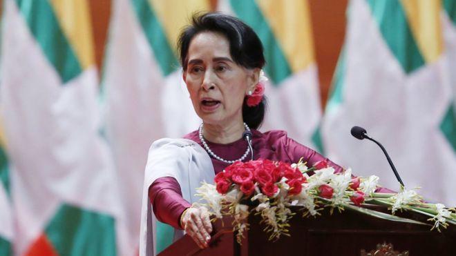 Myanmar lideri “Oksford” mükafatından məhrum edildi<b style="color:red"></b>