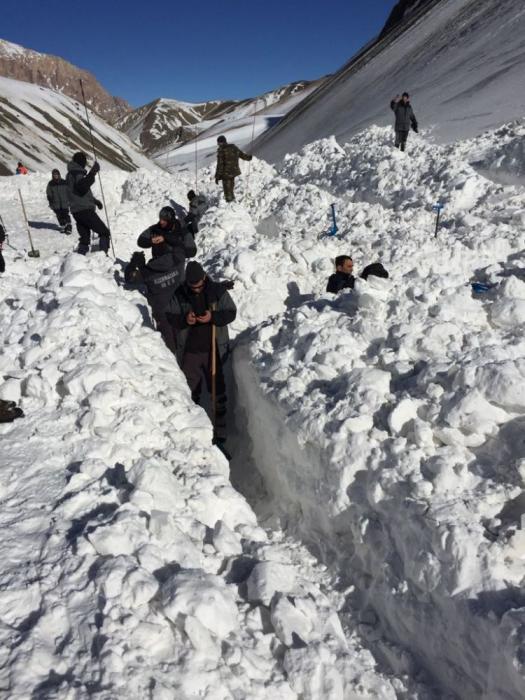 Alpinistlərin axtarışı davam edir <b style="color:red"></b>