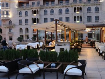 Fəvvarələr meydanındakı restoranlar yığışdırılır<b style="color:red"></b>