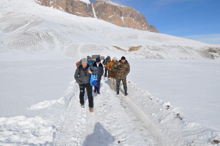 Xarici mütəxəssislər alpinistlərin itkin düşdüyü ərazidə <b style="color:red"></b>