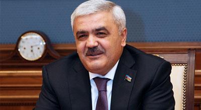Rövnəq Abdullayev “Facebook” istifadəçilərinin suallarına cavab verib- <b style="color:red">Video</b>