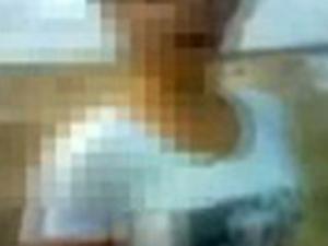 Sevgilisini döyərək telefona çəkən oğlana hökm oxundu - <b style="color:red">Video</b>
