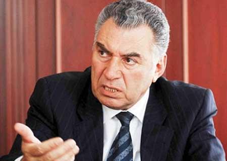 Əli Həsənov: “Azərbaycan prezidentinə beynəlxalq səviyyədə qısqanclıq da artır”<b style="color:red"></b>