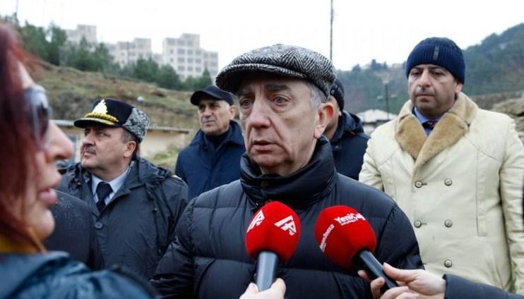 "Bayılda tikilən yeni yaşayış binaları təhlükəli sahədən 5 km aralıda yerləşir"<b style="color:red"></b>