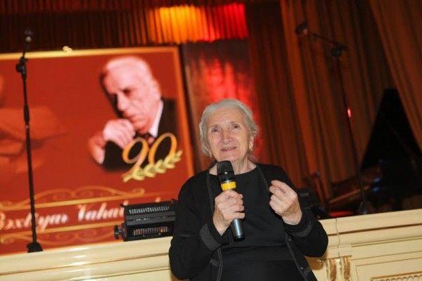 Bəxtiyar Vahabzadənin həyat yoldaşı vəfat etdi<b style="color:red"></b>