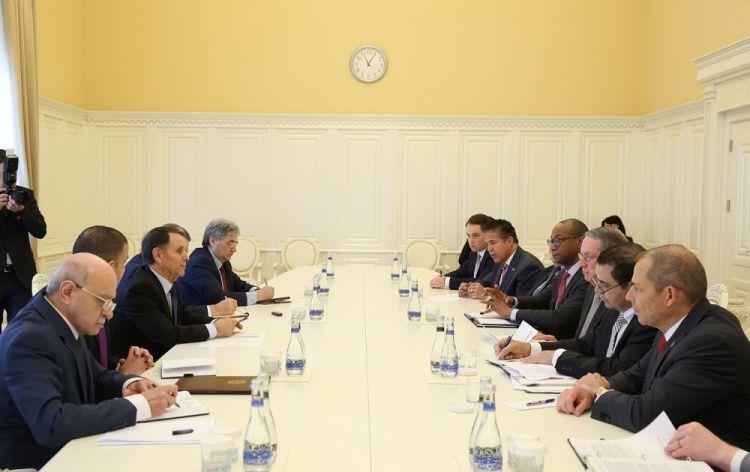Baş nazir: "Azərbaycanla ABŞ arasında çox yaxşı əlaqələr var"<b style="color:red"></b>