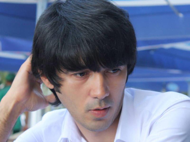 Barış ordusu - <b style="color:red">Kəramət Böyükçöldən iki esse</b>