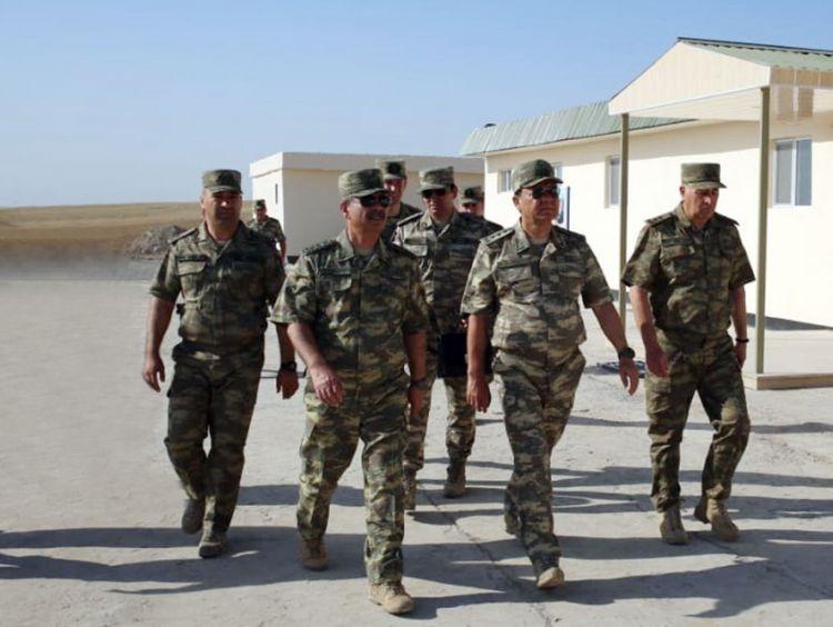 Müdafiə naziri ön xəttdə inşa olunmuş infrastrukturun açılışında <b style="color:red"></b>