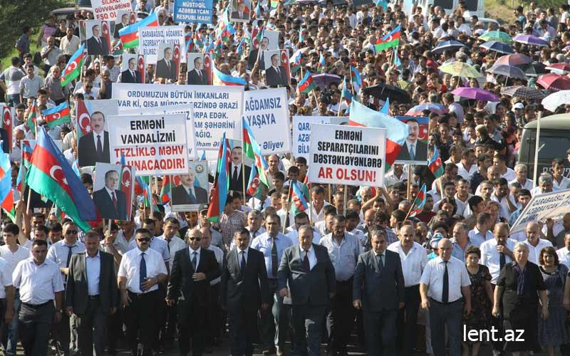 Ağdam yürüşü: ruhların, əsaların, qazilərin görüşü...-<b style="color:red"> VİDEO</b>