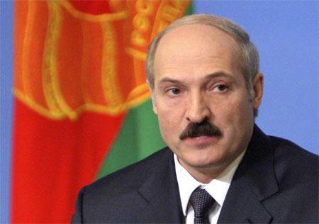 Lukaşenko müharibədən danışdı: "Hamıya silah paylanacaq"<b style="color:red"></b>