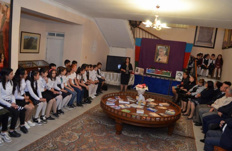 Xalq şairi Məmməd Araz Kürdəmirdə yad edildi <b style="color:red"></b>