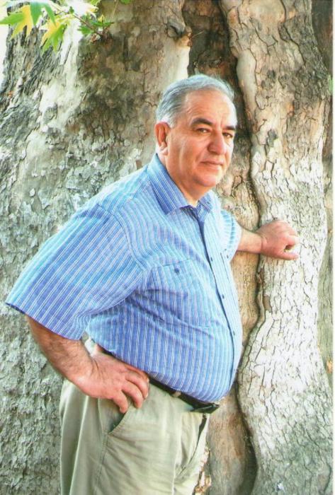 Oralarda kimlər var- <b style="color:red">İnqilab İsaq</b>