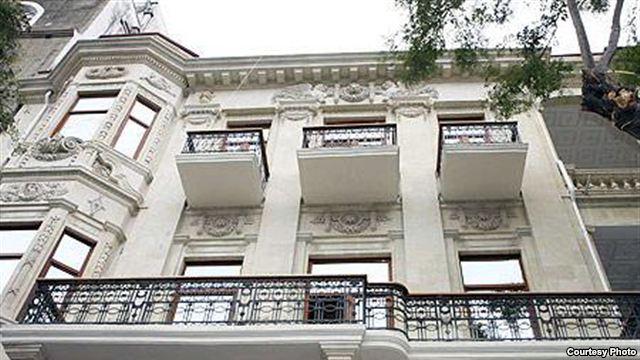 Murdar yenə murdarlayır...- <b style="color:red">AYB</b>