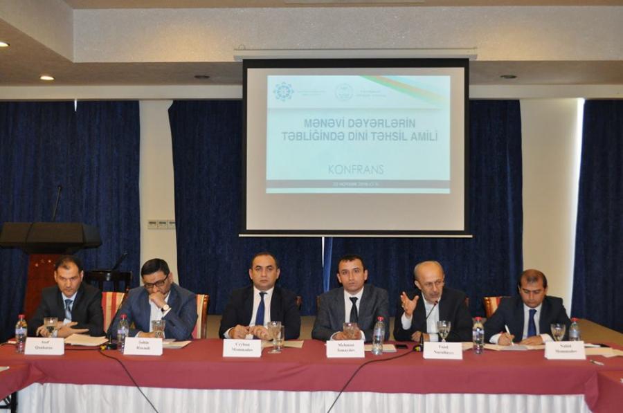 Bakıda "Mənəvi dəyərlərin təbliğində dini təhsil amili" adlı konfrans <b style="color:red"></b>