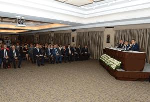 Direktorların maaşı artacaq<b style="color:red"></b>