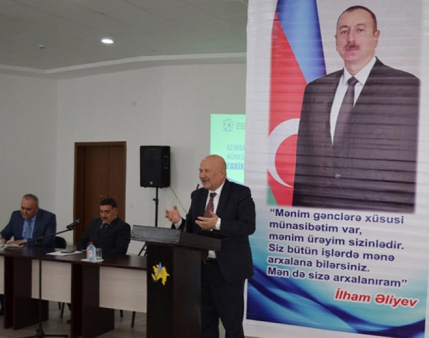 Dövlət-din münasibətləri ilə bağlı seminar keçirildi<b style="color:red"></b>