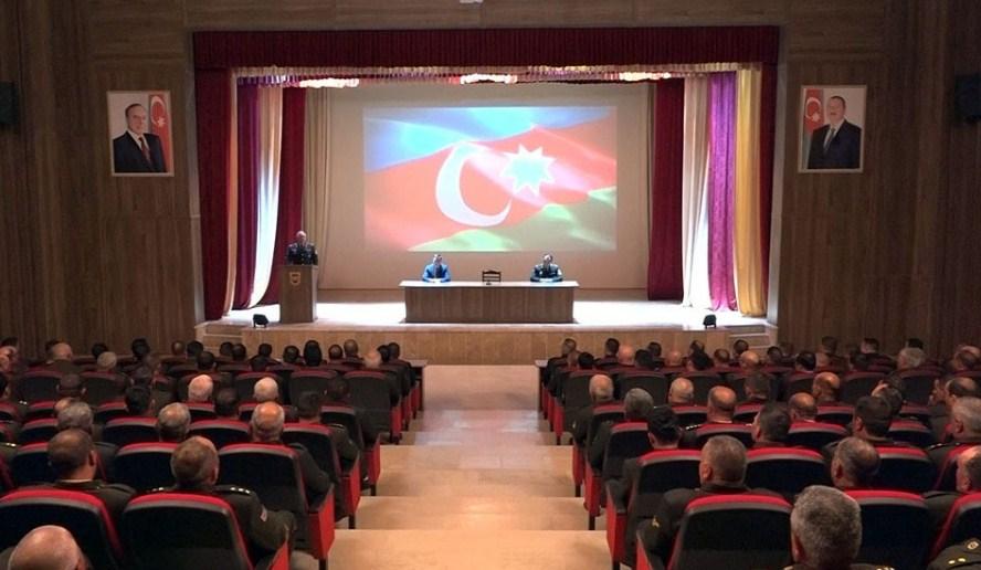 Ordumuz Naxçıvanda növbəti təlim toplantısı keçirdi<b style="color:red"></b>