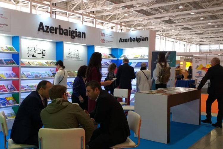 Azərbaycan Bolonya Beynəlxalq Uşaq Kitab Sərgisində <b style="color:red"></b>