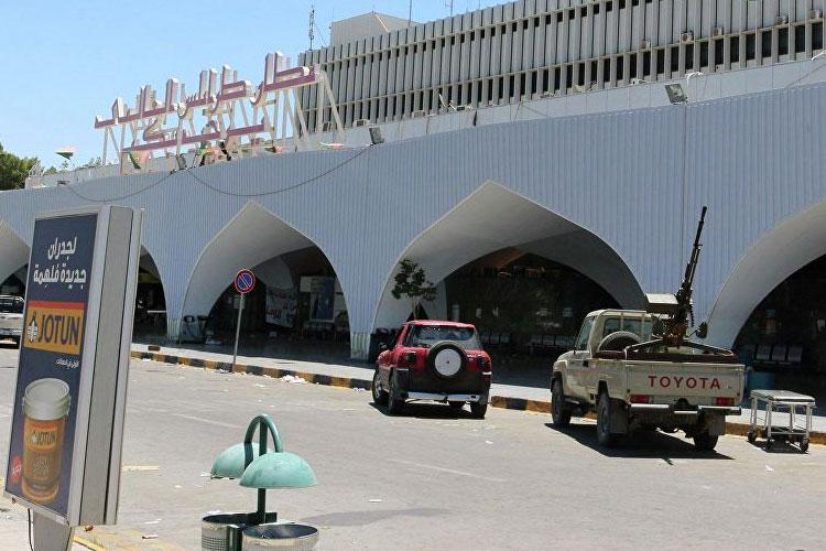 Xəftarın ordusu Tripoli hava limanını tutdu<b style="color:red"></b>