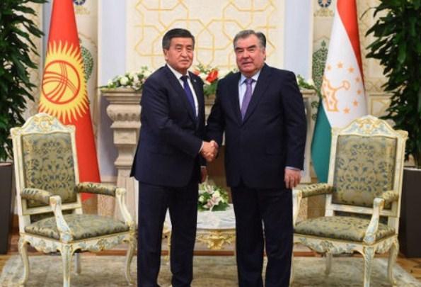 Qırğız və Tacikistan prezidentləri arasında görüş<b style="color:red"></b>