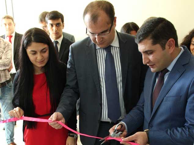 Ukrayna Azərbaycanlı Gənclərin İttifaqının Odessa vilayəti ofisinin açılışı olub- <b style="color:red">Forolar</b>